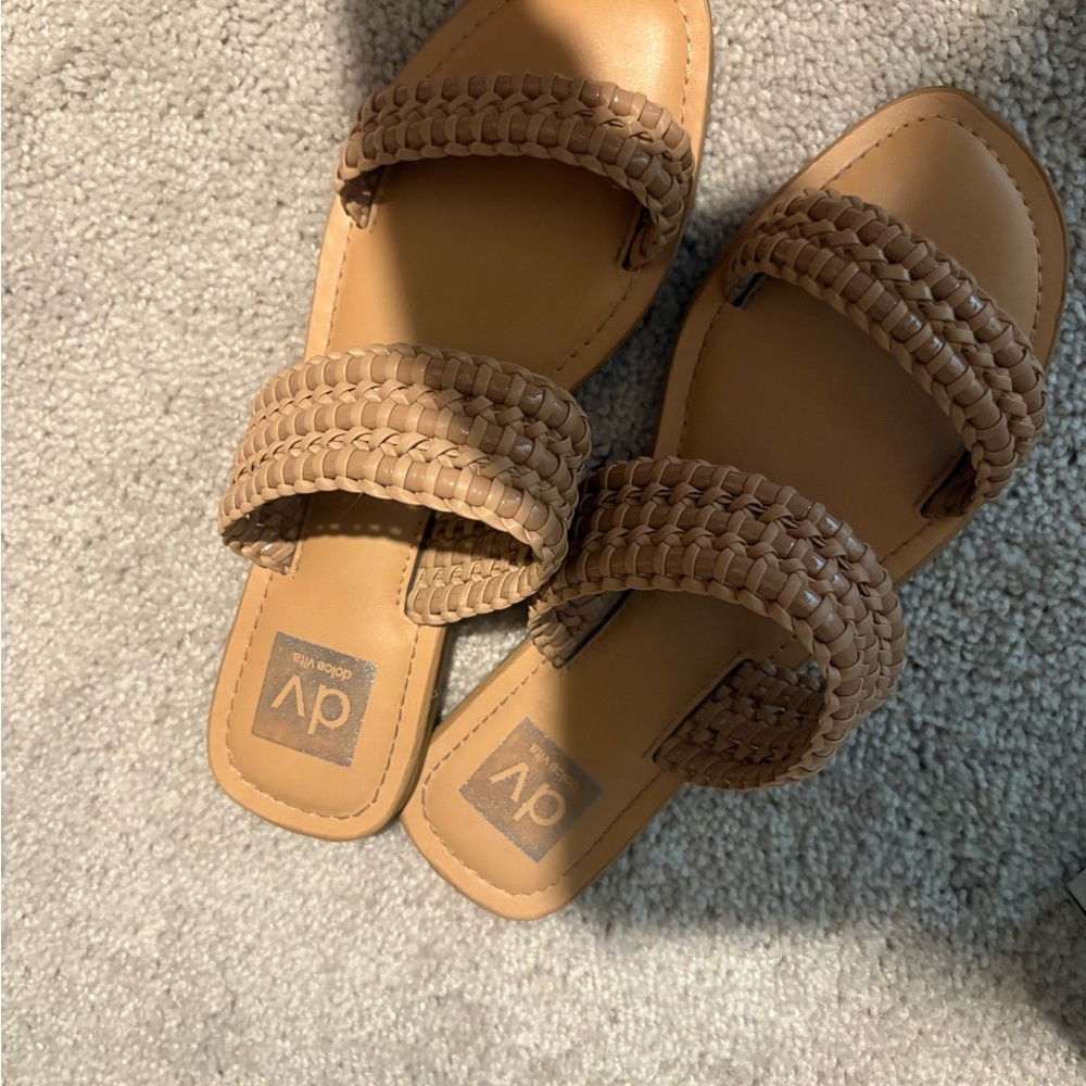 DV by Dolce Vita Women's Tan Sandals